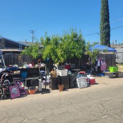 Big Yard Sale 