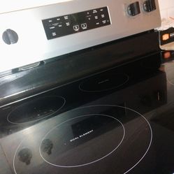 Deal!! Washer and dryer and stove!!!