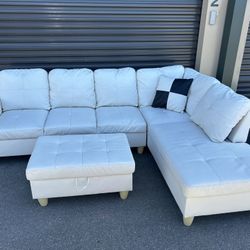 Sectional Couch 