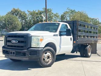 2015 Ford F350 Super Duty Regular Cab & Chassis