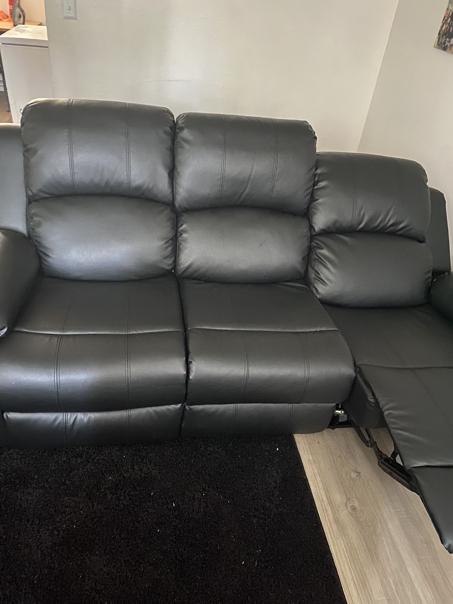 Black Leather Couch With Recliners 