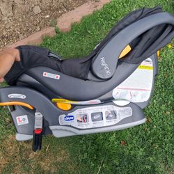 Chicco KeyFit 30 Infant Car Seat