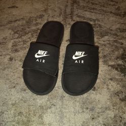 NIKE air slides