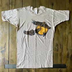 Rare Vintage 80s Eagle/Hawk Yellow Sun T-Shirt (Size L) USA Made Tee Shirt