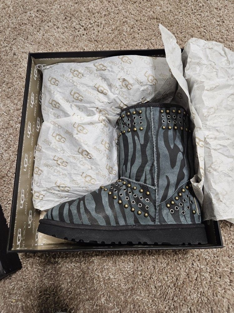 Jimmy Choo Uggs Size 7