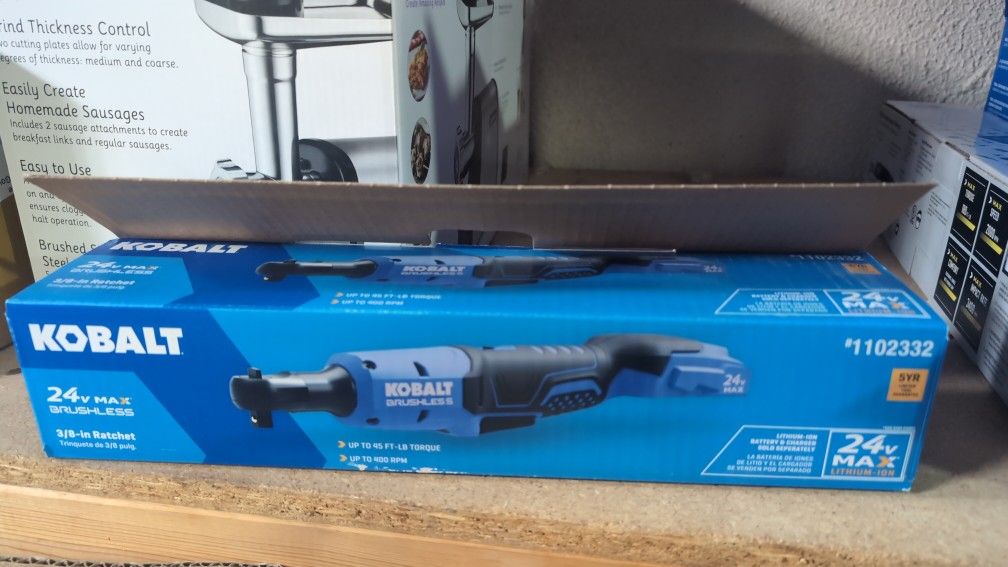 Kobalt 24-volt Variable Speed Brushless 3/8-in Drive Cordless Ratchet Wrench