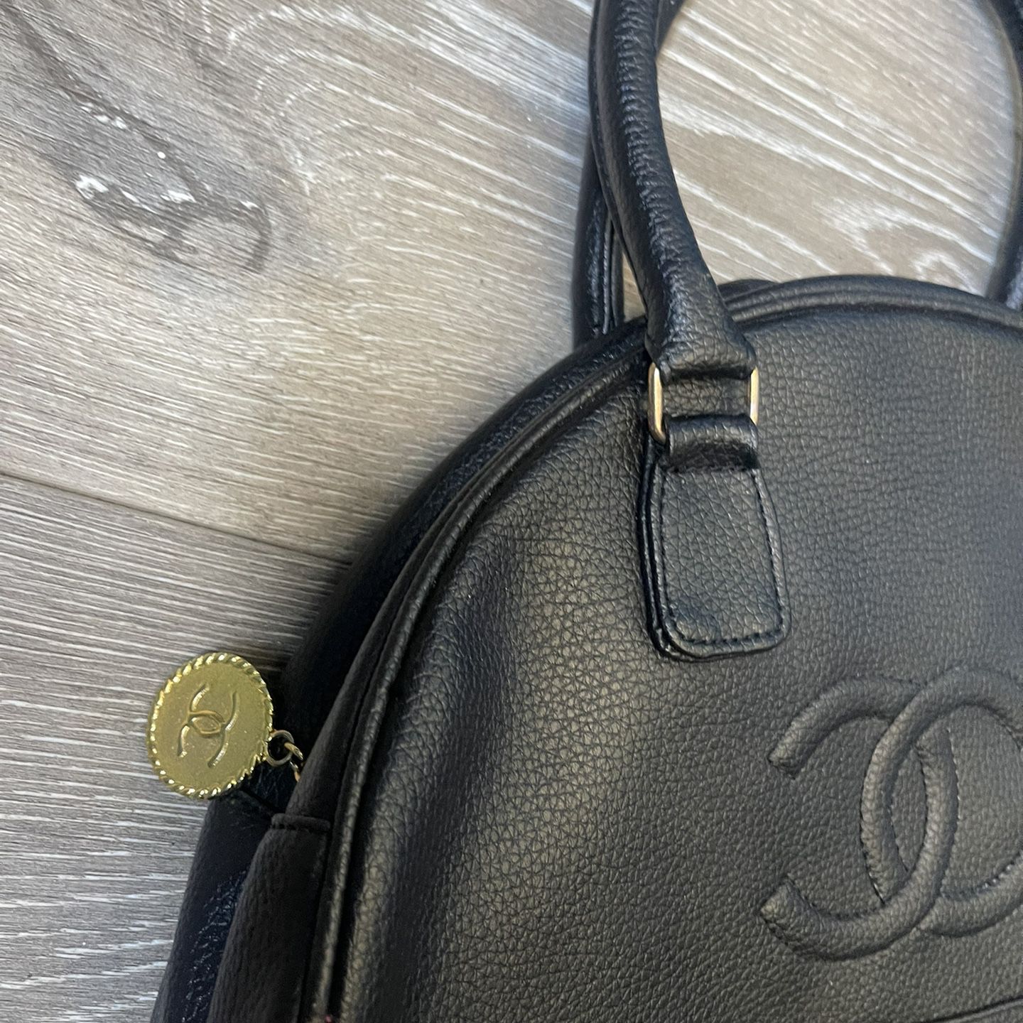 Chanel Purse Used for Sale in Los Angeles, CA - OfferUp