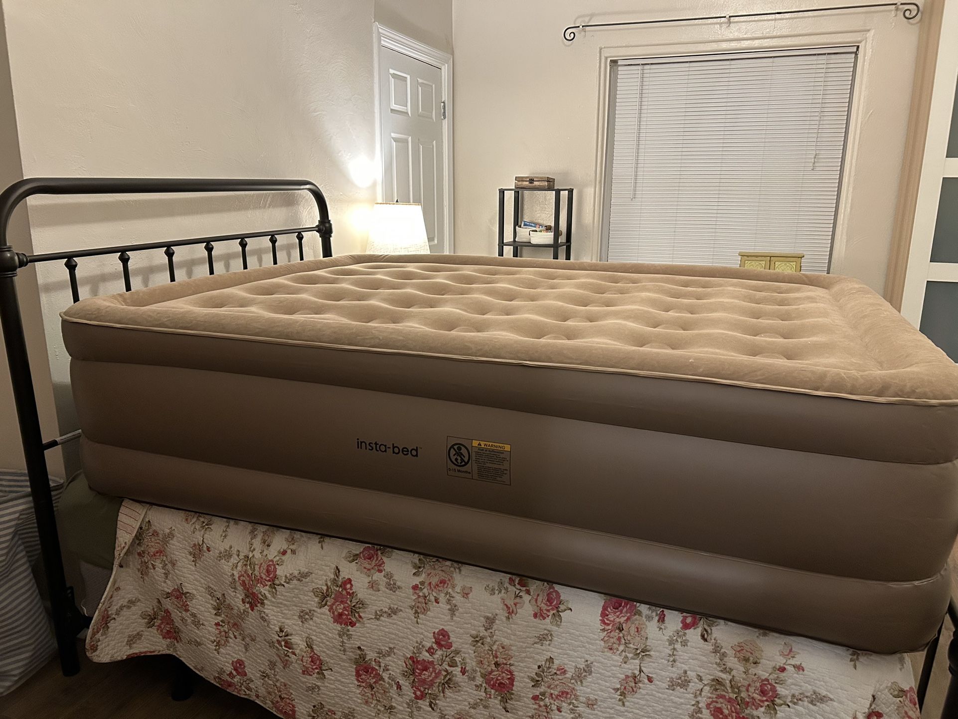 Queen Sized Self-Inflating Air Mattress