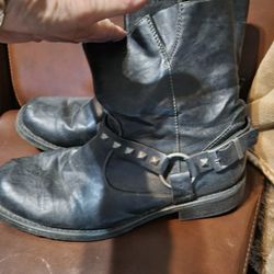 Men's Leather  Look Ankle Boots....size 9