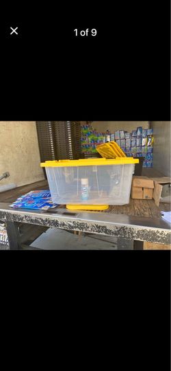 Clear 27 gallons storage bins