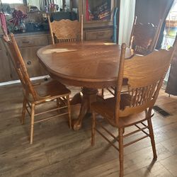 Dining room Table