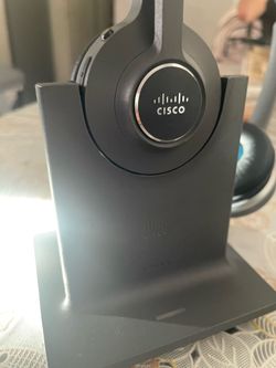 NEED GONE 562 Cisco headphones