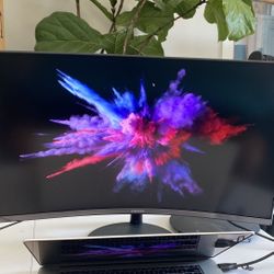 Samsung Curved 27.5” Monitor - As New