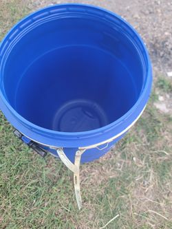 Plastic drums-15 gallons