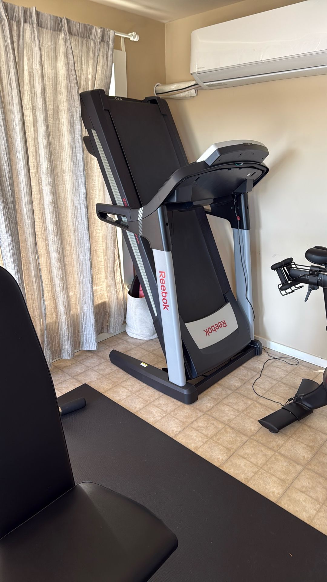 Free Reebok Treadmill 