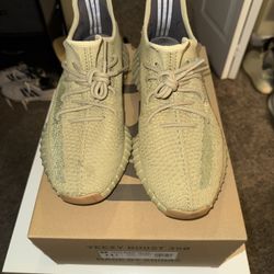 Yeezy Boost 350 V2 Sulfur Size 11.5