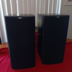 B&W 602 S2 Speakers Mint Condition Bowers Wilkins