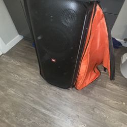 Jbl 710 Party Box