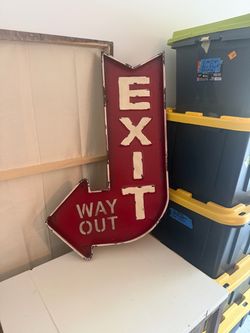 “ Vintage” but modern Metal Exit Way Out Arrow Sign