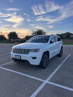 2017 Jeep Grand Cherokee · Overland Sport Utility 4D