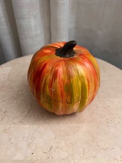 Fall Autumn Thanksgiving Halloween Decorative Painted Pumpkin candle with Lid