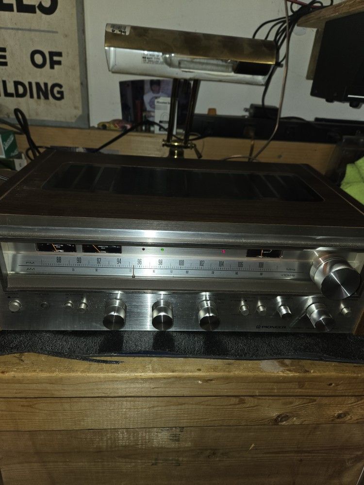 Pioneer sx580 with Polk 7a Speakers