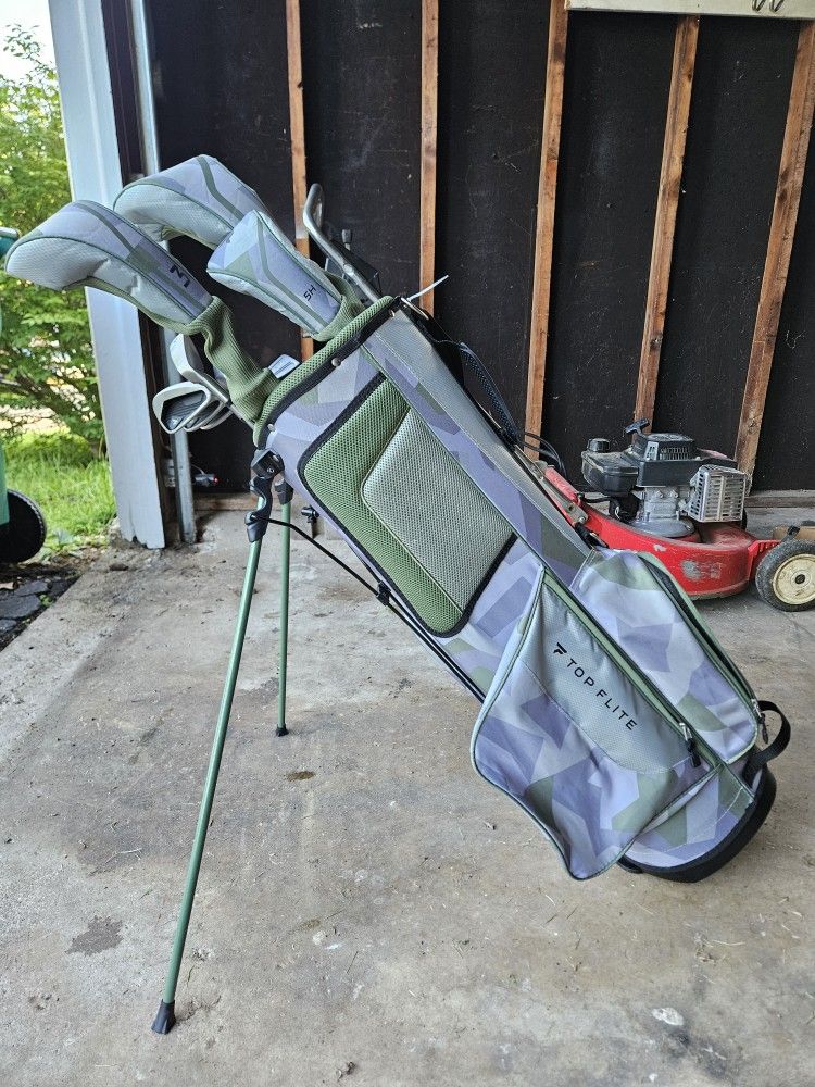 Top Flight Golf Club Set