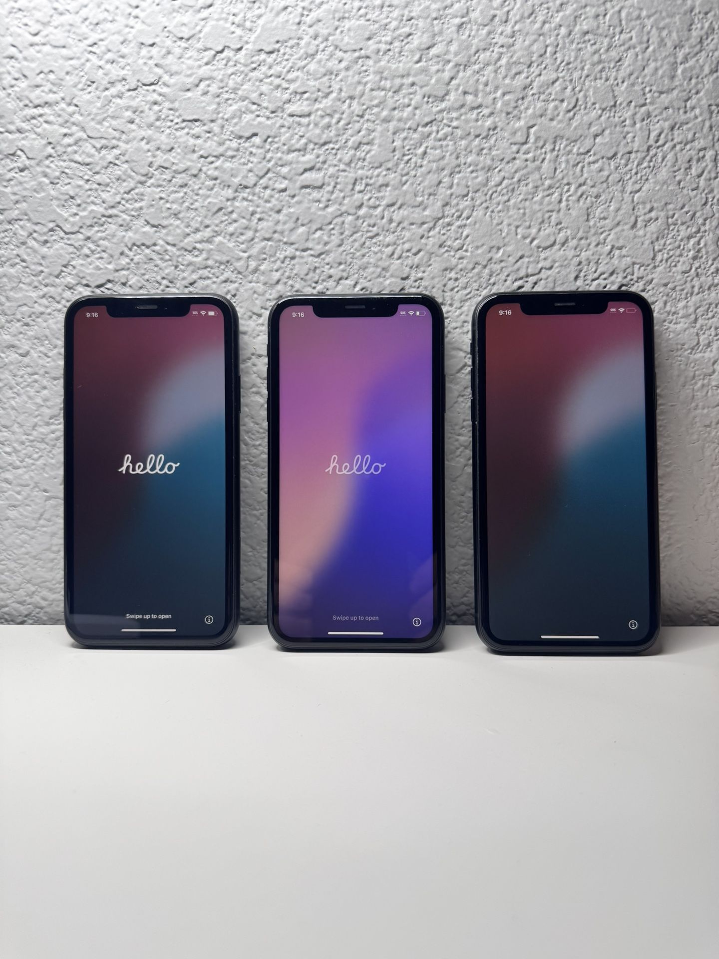 iPhones XR Locked To Owner