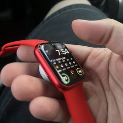 Apple Watch Series 8 