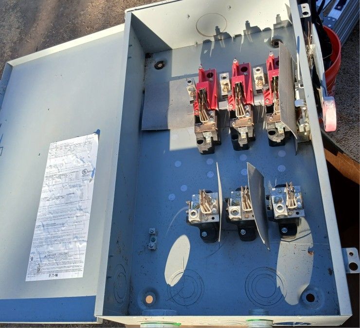 Eaton DH364FGK 200A 3 pole 600V MAX Heavy Duty Safety Swi