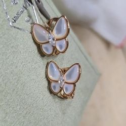 Van Cleef & Arpels Butterfly Earrings