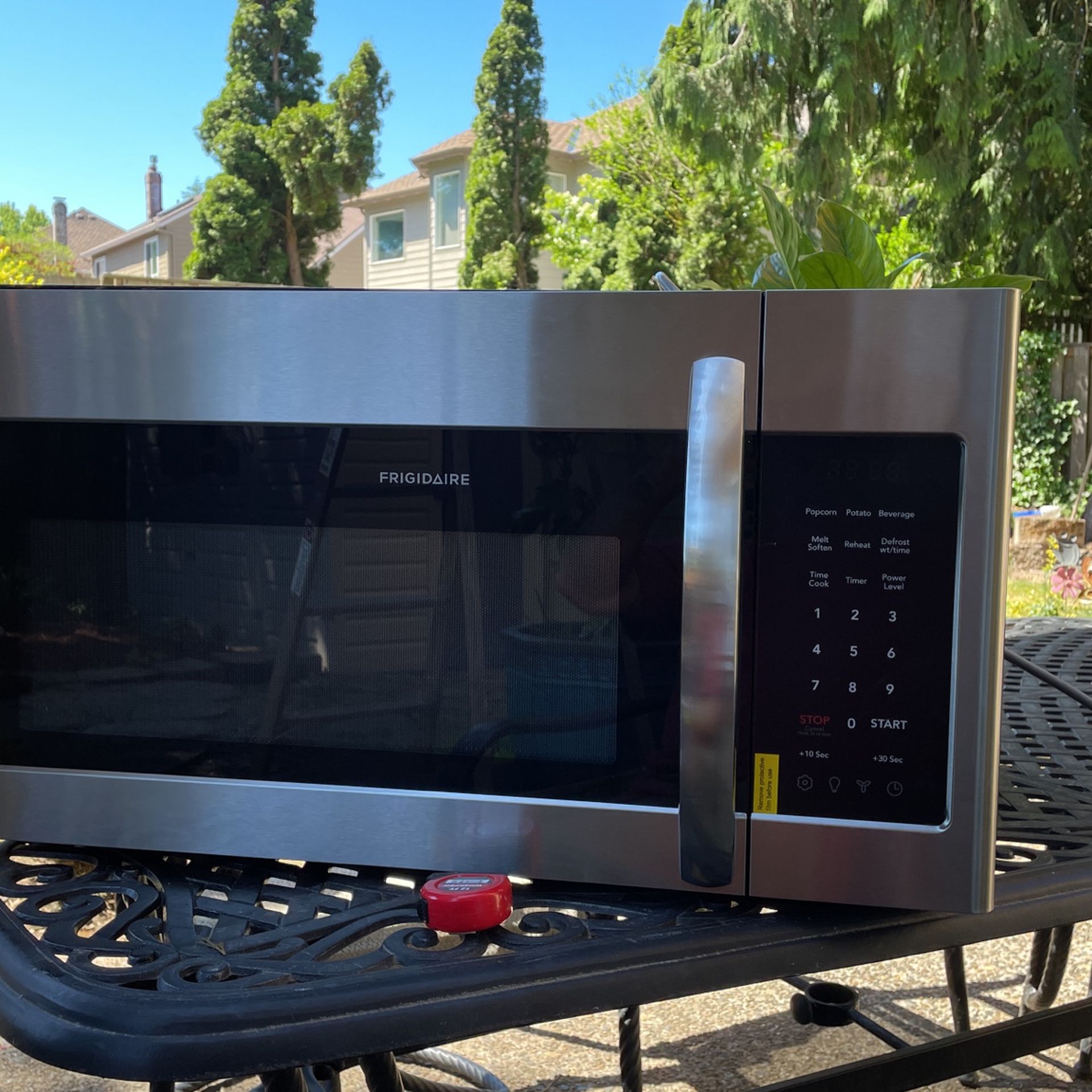 Frigidaire Microwave Brand New 30x15.5 Never Been Used