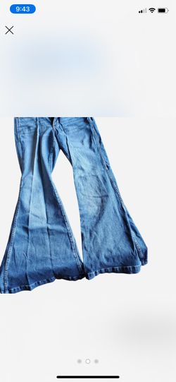 Wrangler Bell Bottom Jeans