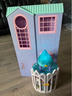 Barbie Foldable Purple Pink Mint Dollhouse with Gazebo