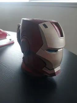 3d printed Iron man can holder