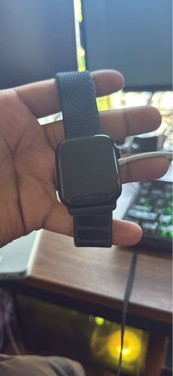 Apple watch SE 2nd gen 44MM