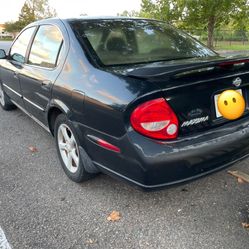 2000 Nissan Maxima