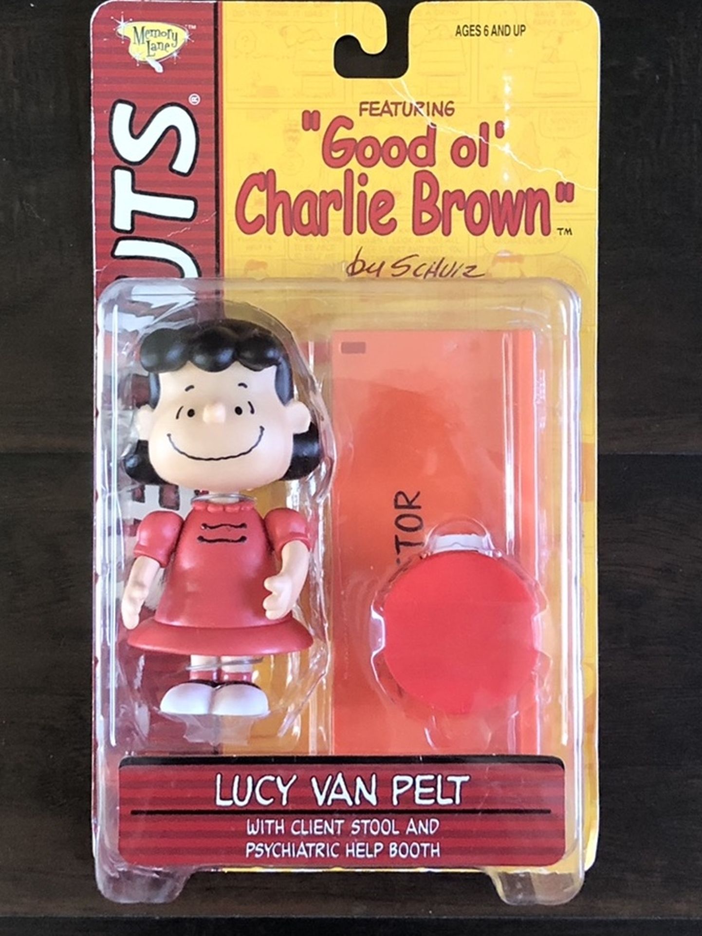 Peanuts Lucy Van Pelt Collectable Figure