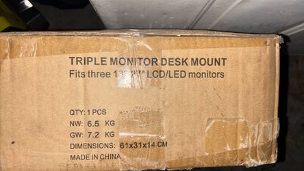 3 monitor desk mount