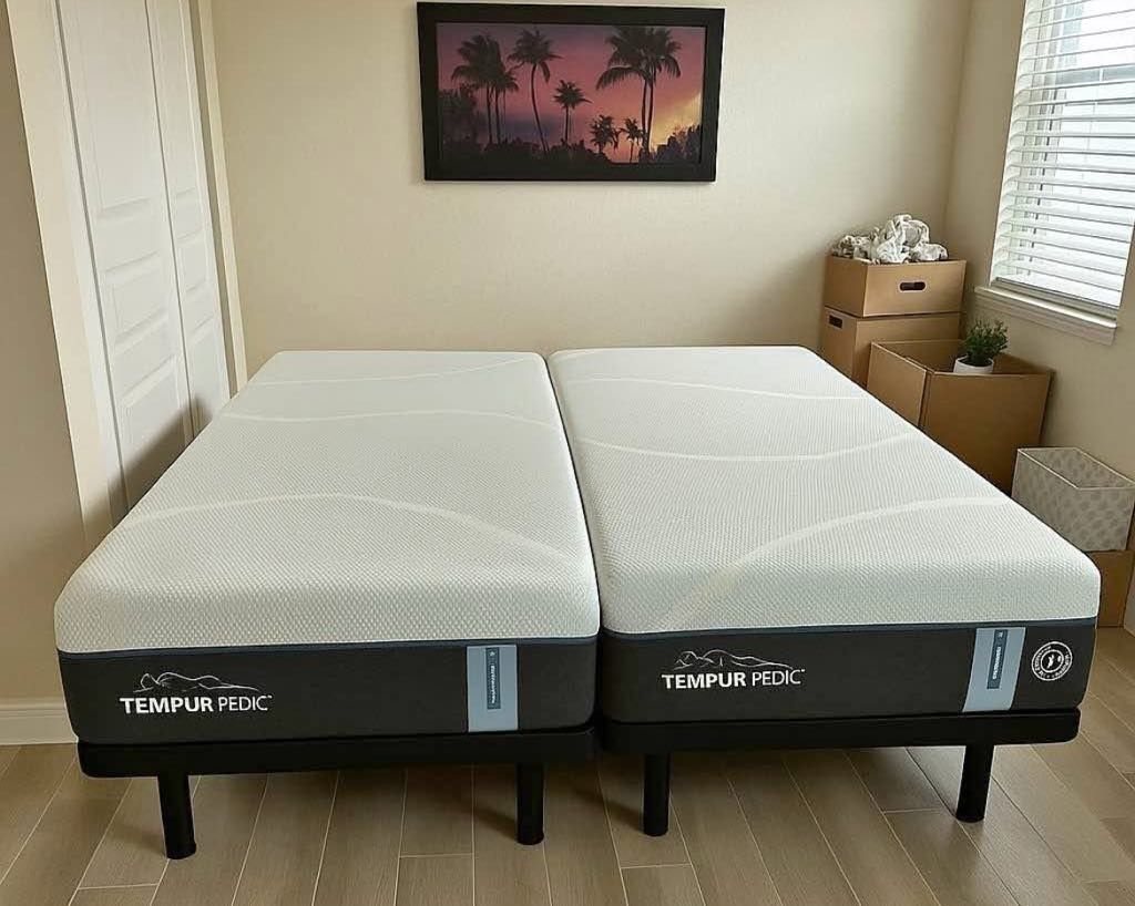 New split King or (2) XL Twin Tempurpedic Pro-Adapt Medium mattresses with adjustable beds 
