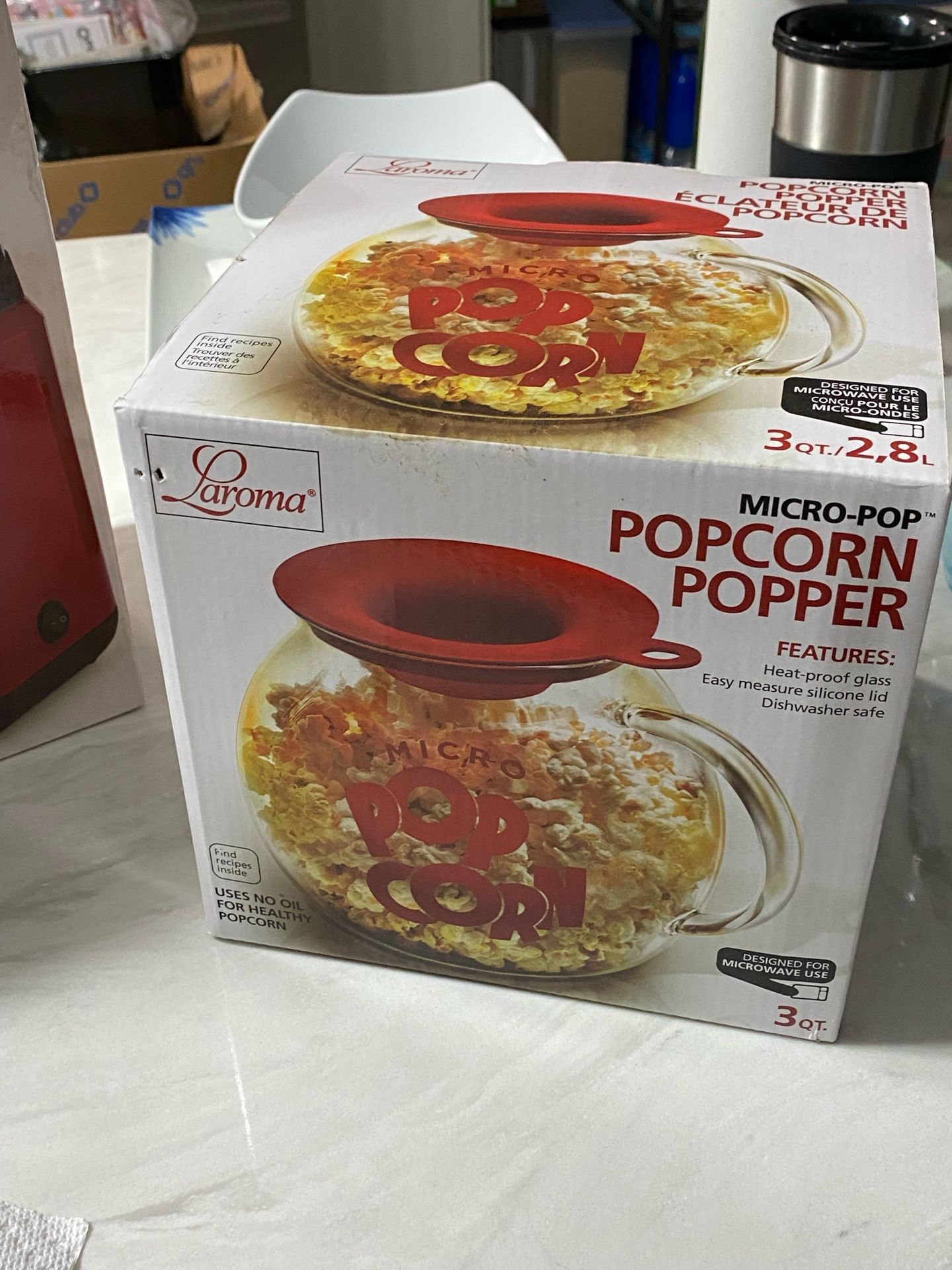 Brand new 3qt microwave popcorn popper