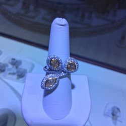 Fancy Yellow Diamonds With Diamonds On 18k White Gold Ladies Ring