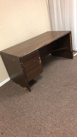 Great desk low price