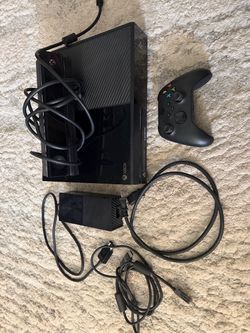 Xbox One Console with 1 Controller