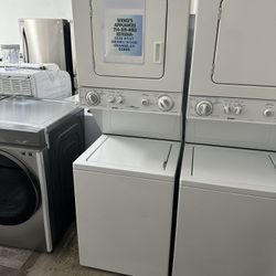 24 Inches Wide Kenmore Stackable 120 Volts 