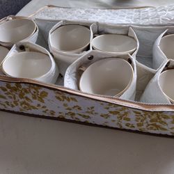 8 Pieces Of Vintage Tea Cup 