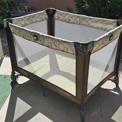 Graco Pack N Play