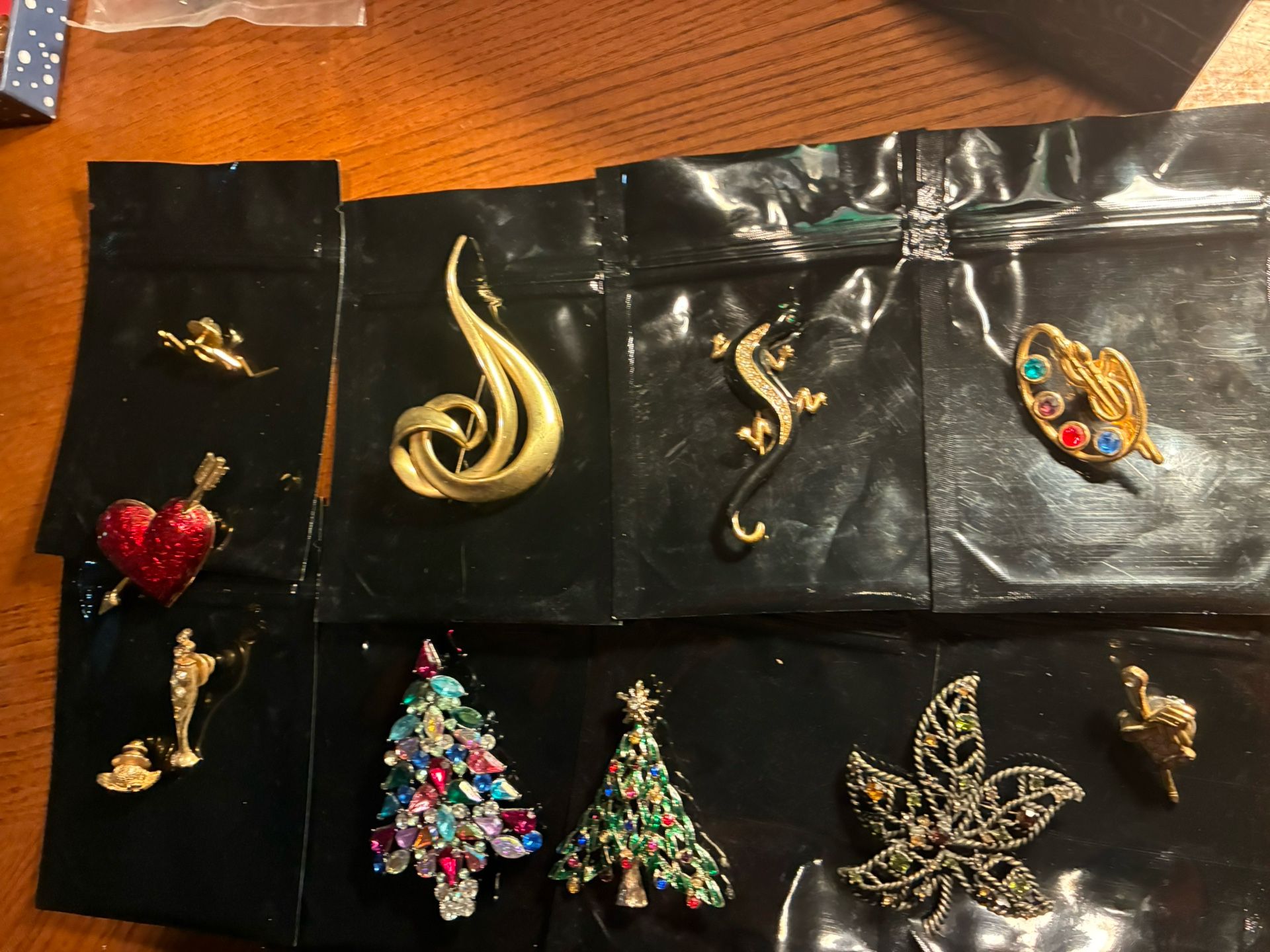 vintage Avon Brooch bundle