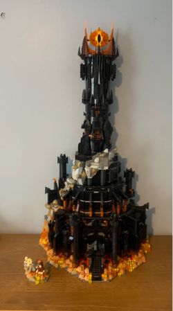 Lego, Icons Barad-dur, 32.5 ft tall