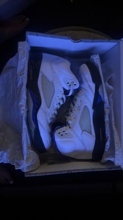 Air Jordan (size 9)